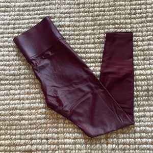 Carbon38 Takara pants - bordeaux